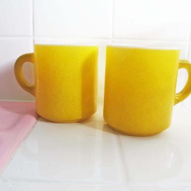 Vintage Yellow Milk Glass Coffee Mugs Set 2 - Lemon Peel Texture Ceramic Cups - Retro 60s Kitchen - Best Friend Gift - Housewarming 
