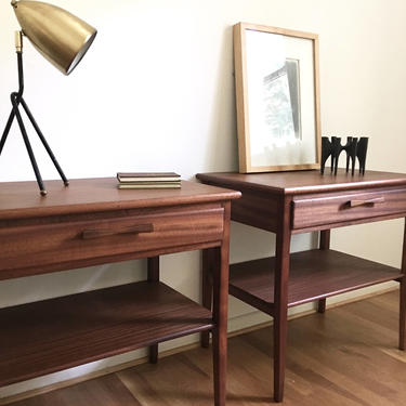 Rare Bowtie Bedroom Set Nightstands and Dressers with carved Vintage Mid Century Bedside Table Walnut Nelson Nakashima Style Wormley Pulls 