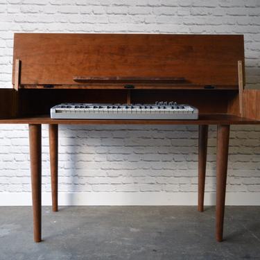 Piano / Keyboard Table - Custom For Chris 