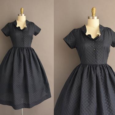 1950s vintage dress | Adorable Navy Blue Quilted Short Sleeve Full Skirt Dress | Medium | 50s dress 