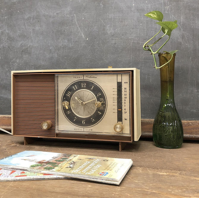 Vintage Sears Clock Radio 1950s Retro, Retro Alarm Clock Radio