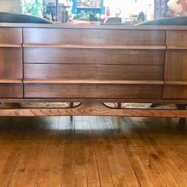 Low Walnut Credenza by Young Manufacturing Co.-1960’s