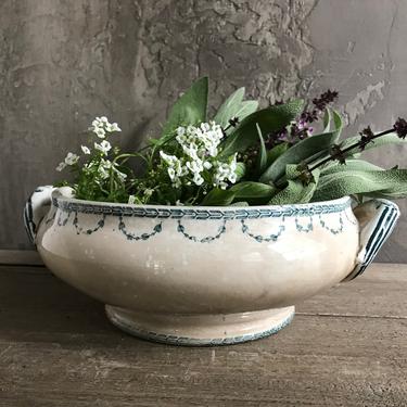 Antique French Sarreguemines Faïence Soup Tureen, Centerpiece, Fruit Bowl, Compote, Pedestal, French Faience, French Farmhouse 