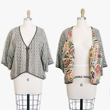 Vintage 1970's Short Sleeve Swing Sweater - High Low - Geometric Print V Neck - Chunky Wood Button - Women's Large - Boho Ethnic Top 