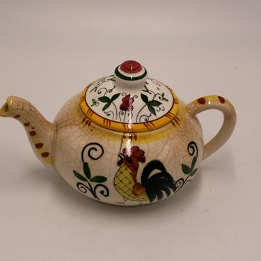 vintage roosters and roses ceramic teapot 