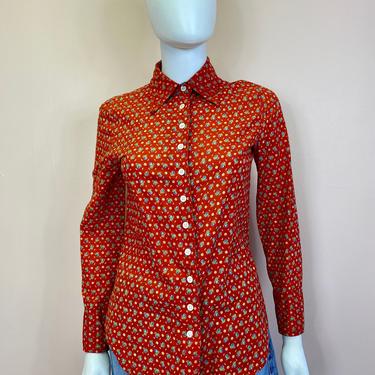 Vtg 1970s red floral cotton Anne Klein dagger collar blouse 