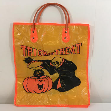 Vintage Halloween Trick or Treat Bag Plastic Party Favor Pumpkin Toy Skeleton Candy Container Crown 1980s Jack O Lantern Basket Witch 
