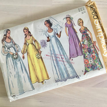 1970s - Simplicity 9260 Vintage Sewing Pattern - Misses Bridal Gown, Wedding Dress, Bridesmaid Dress, Cap - Size 8-16 Bust 31-38 Mod Retro 