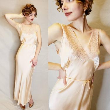 1930s Bias Cut Peach Silk Nightgown with Lace / 30s Old Hollywood Ankle Length Negligee Slip Dress / Medium 