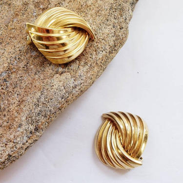 1980s Christian Dior Goldtone Swirl Earrings Clips / 80s 90s Gold Clip On Designer Earrings / Leticia 