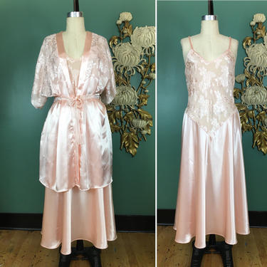 1980s peignoir set, nightgown and robe, vintage lingerie set, 1930s style, peach satin, size medium, drop waist, Hollywood glamour, bridal 