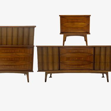Free Shipping Within US - Mid Century Modern Solid Walnut Dresser Drawer Bedroom Set 