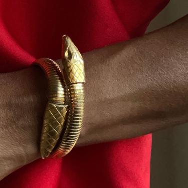 vintage bold gold tone statement runway snake stretch link bracelet 