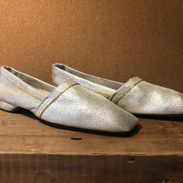 1960s vintage flats shoes metallic Silver Lurex Space Age MOD 8 