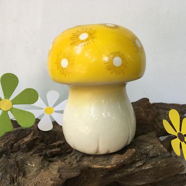 Vintage 70's Ceramic Mushroom Bank, Yellow And White Ceramic Toadstool Piggy Bank, Mushroom Lovers, Money Savers 