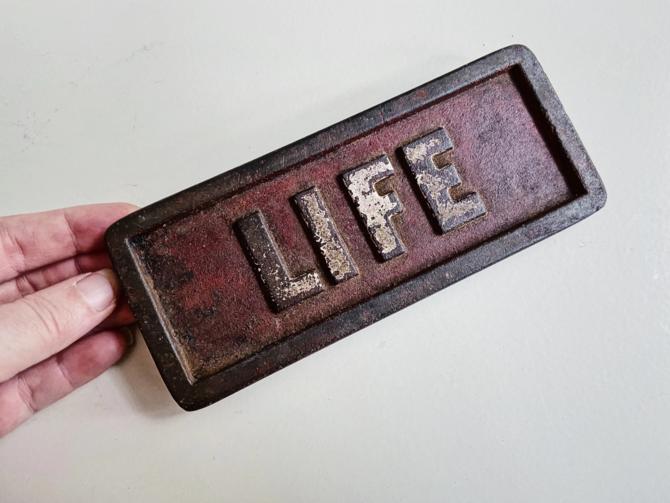 Iconic LIFE sculpture sign IRON paperweight vintage pop irony art rare design Paul Rand 