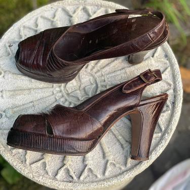 1940s size 7.5 lizard platforms shoes / vintage 40s I Miller brown peep toe pin up high heels pumps 7.5 A 