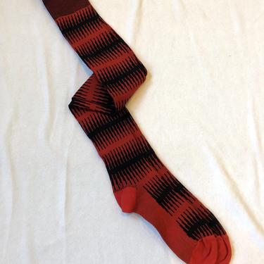 1960s thigh-hi knit stockings red & black