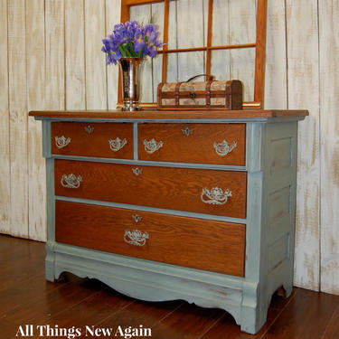 Vintage Quartersawn Oak Dresser 