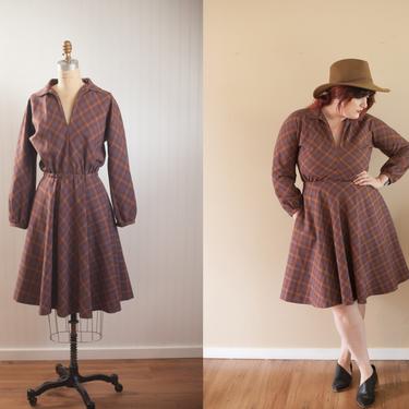 70s brown plaid long sleeve dress // vintage womens clothing // handmade full skirt dress with pockets 