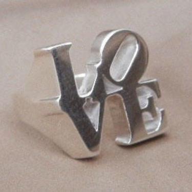 Robert Indiana Sterling Silver Love Ring - Perfect Valentine's Day Gift 