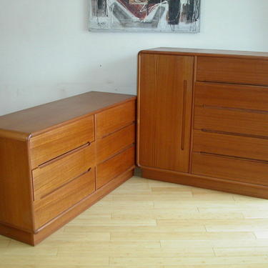 2pc Danish Modern Set Teak Dresser &amp; Gentleman's Chest = Dyrlund Torring Keibaek