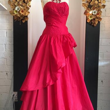 1980s prom dress, vintage 80s gown, strapless ball gown, red satin dress, size medium, asymmetrical full skirt, formal dress, 27 waist 