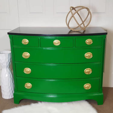 Elegant green dresser / chest / changing table in gloss finish by Unique