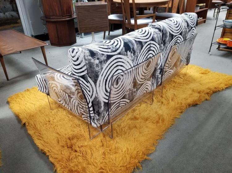 Vintage lucite "Pop" sofa designed by Piero Lissoni for Kartell