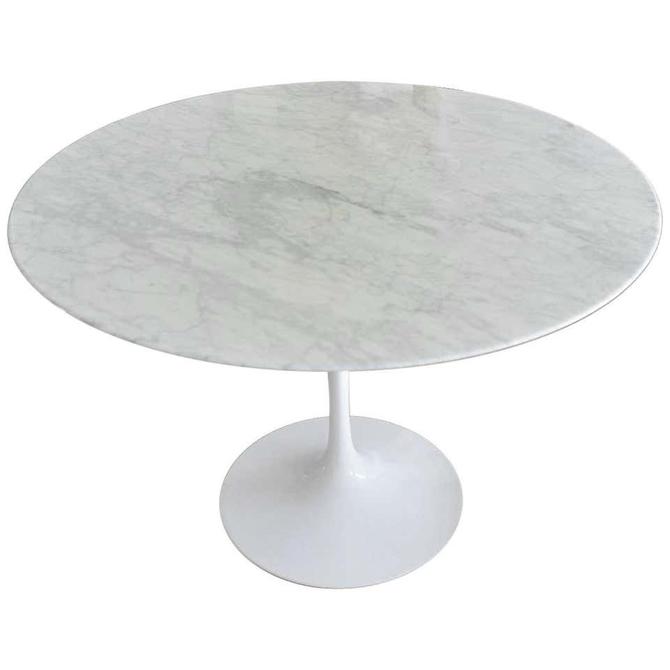 Round Marble Tulip Table By Eero, Round Table Costa Mesa Ca