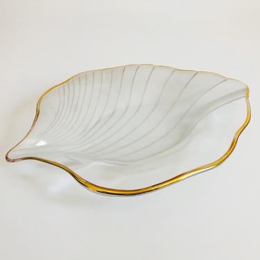 Vintage Art Glass Leaf Tray 