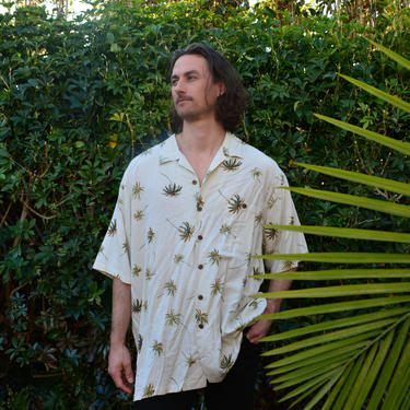 vintage ivory tropical shirt / palm tree button down / palm tree button up / ivory Hawaiian shirt / ivory Hawaiian button down / Hawaiian 