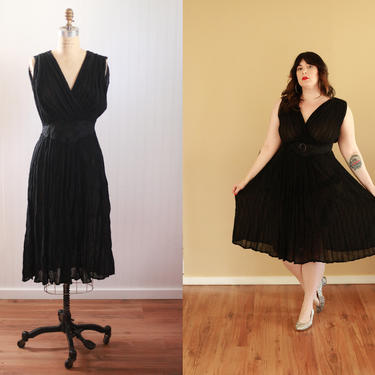 70s black goddess dress // flowy wrap gauze dress // size medium large 