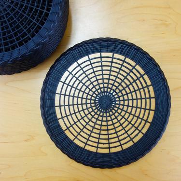 Black paper plate holders - sold individually - for BBQ, picnic, outdoor dining simple minimalist wedding vintage 9 inch tray lot set 