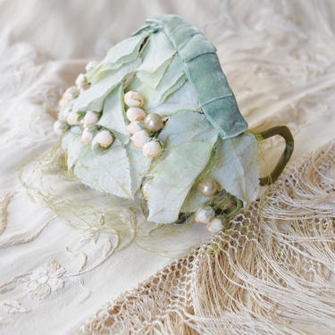 1950s Leaf and Bloom Whimsie Cap | Vintage Floral Crown / Flower Hairpiece for Wedding | Bridal Hair Accessories 