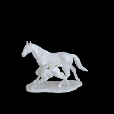 Vintage NORITAKE Bone China Fine White Porcelain Horse and Foal Figurine JAPAN 1970s Nippon Toki Kaisha 