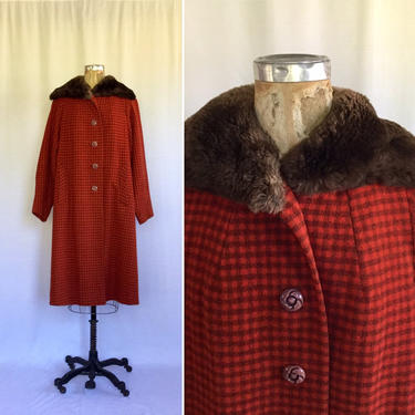 Vintage 50s check coat | Vintage tomatoe red brown houndstooth check wool coat with faux fur collar | 1950s check wool winter coat 