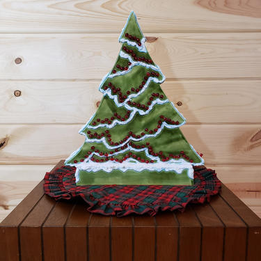 Vintage 13&amp;quot; Mantal/Window Ceramic Christmas Tree 