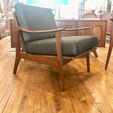 Mid Mod 1960’s Lounge Chair-new upholstery