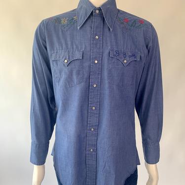 70's Chambray Pearl Snap w/ Floral Embroidered
