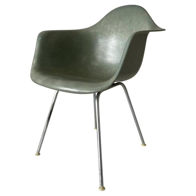 Eames DAX Chair in Seafoam Green