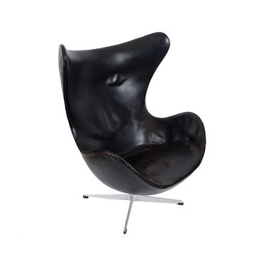 Arne Jacobsen Egg Chair Early Edition Black Leather for Fritz Hansen Original 
