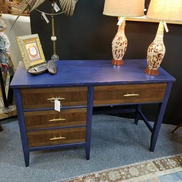 Two toned Mid Century Modern desk 48 " long. 18.5 " deep. 32 " Height.   