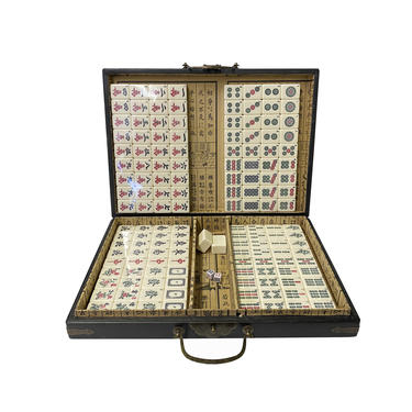 Chinese Handmade Black Vinyl Box Regular Size Mahjong Tiles Game Set ws1496E 