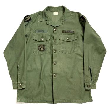 Vintage 1970s OG-107 US Army Utility Shirt ~ fits L ~ Vietnam War ~ Military Uniform ~ Patches / Named ~ 70s Work Wear 