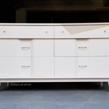 Stunning Mid Century Dresser with 6 drawers - Decorator's White Low Dresser. by Unique