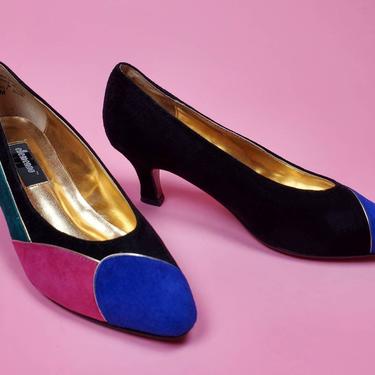 Vintage 1980s colorblock new wave kitten heels. Suede. (Size 6.5) 