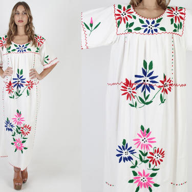 White Mexican Kaftan Dress / South American Cotton Caftan / Womens Hand Embroidered Floral Dress / Vintage 70s Bright Color Bell Sleeve Maxi 