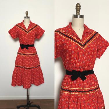 Vintage 1950s Dress 50s Cotton Patio Dress Calico Red and Black 