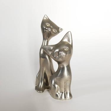 Vintage Cat Figurines / Pair of Art Deco Cat Statues / Small Midcentury Silver Tone Siamese Cats / Retro Metal Objet D'Art / Cat Lover Gift 